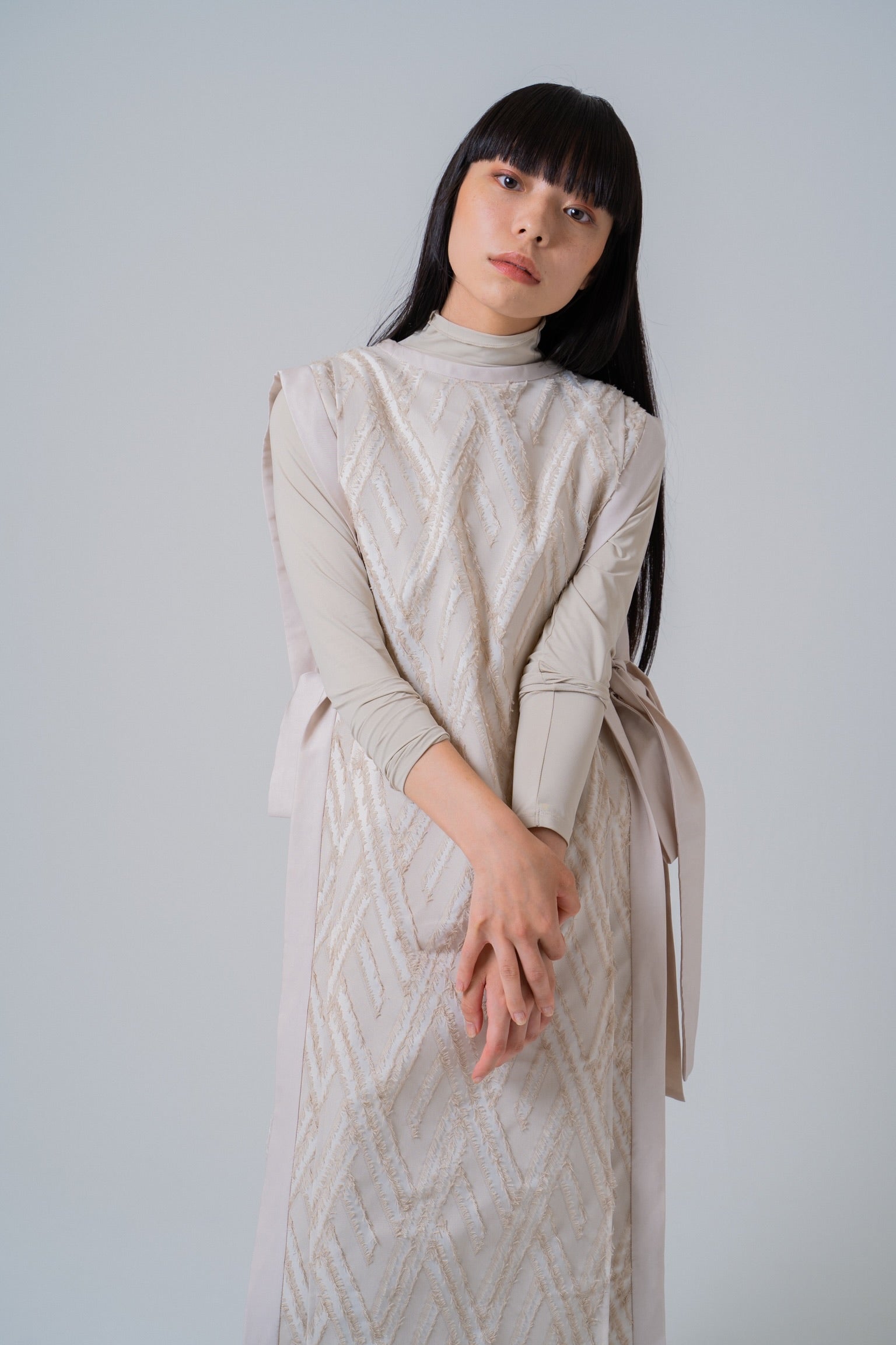 cut jacquard dress -white-