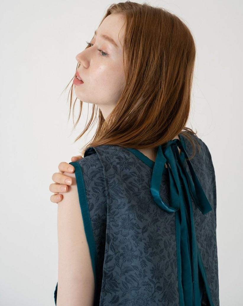 botanical jacquard vest -blue-