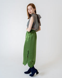 melon satin slit skirt