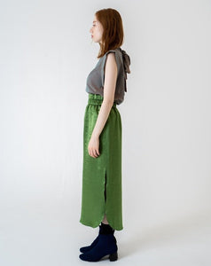 melon satin slit skirt