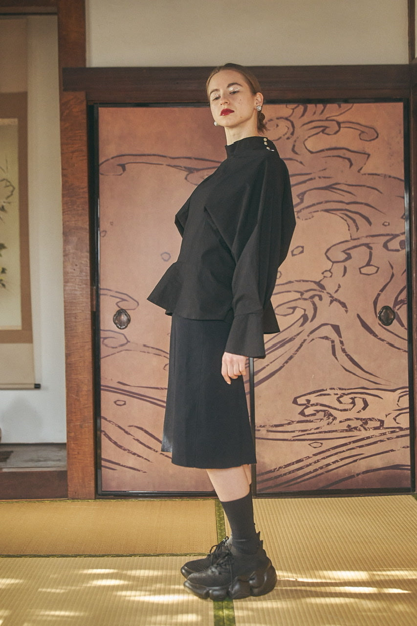 "oumi sarashi" blouse -black-