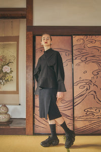 "oumi sarashi" blouse -black-